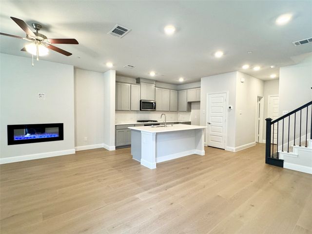 7830 Bayside Drive, Rowlett, TX 75088