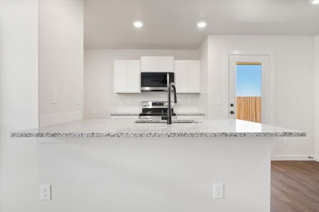 2401 Eureka Avenue, Lubbock, TX 79407