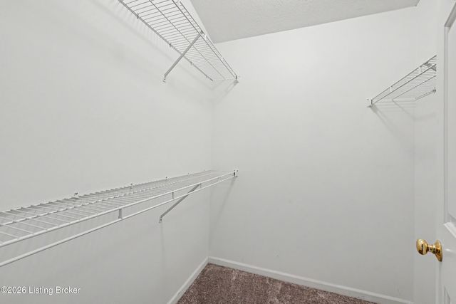 10501 McMeekin Ln 208, Louisville, KY 40223