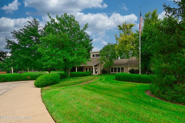 10501 McMeekin Ln 208, Louisville, KY 40223