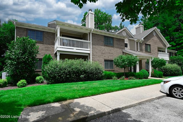 10501 McMeekin Ln 208, Louisville, KY 40223