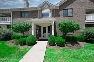10501 McMeekin Ln 208, Louisville, KY 40223