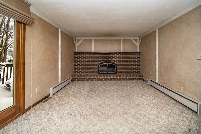 7348 Farmstead Road, Clay, NY 13088