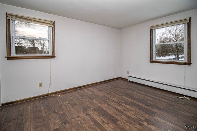 7348 Farmstead Road, Clay, NY 13088