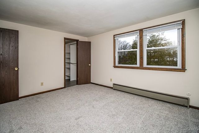 7348 Farmstead Road, Clay, NY 13088