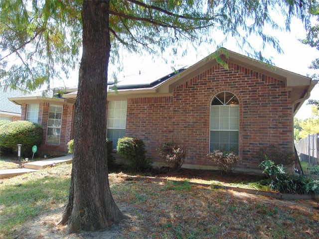 1425 Sunnymeadow Road, Lancaster, TX 75134