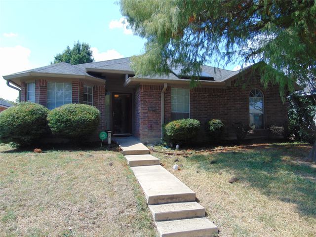 1425 Sunnymeadow Road, Lancaster, TX 75134