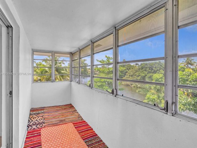 15 NW 204th Street 30, Miami Gardens, FL 33169