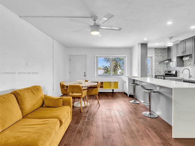 15 NW 204th Street 30, Miami Gardens, FL 33169