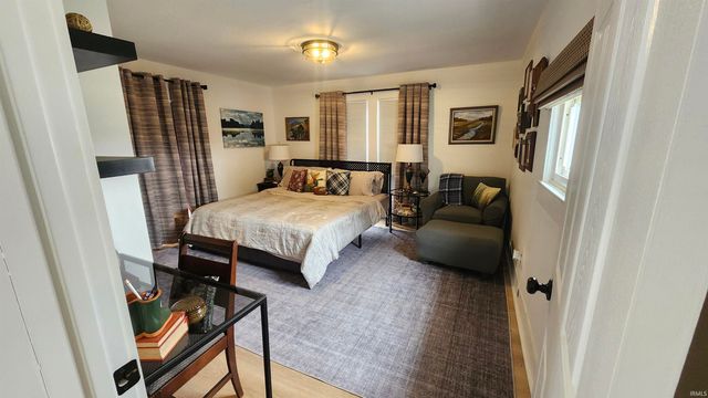 524 High Street, Shoals, IN 47581