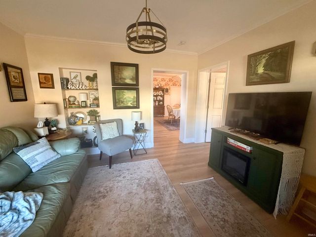 524 High Street, Shoals, IN 47581