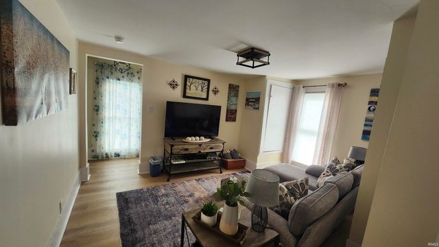 524 High Street, Shoals, IN 47581