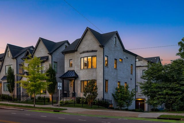 2086 12th Ave, S, Nashville, TN 37204