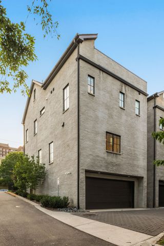 2086 12th Ave, S, Nashville, TN 37204