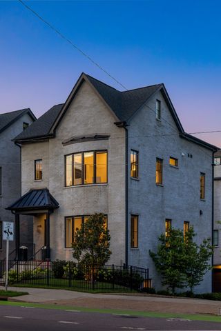 2086 12th Ave, S, Nashville, TN 37204