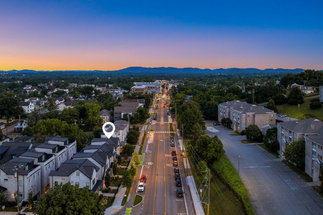 2086 12th Ave, S, Nashville, TN 37204