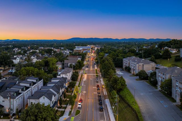2086 12th Ave, S, Nashville, TN 37204