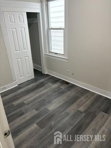 331 Somerset Street, New Brunswick, NJ 08901