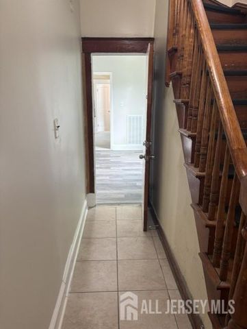 331 Somerset Street, New Brunswick, NJ 08901