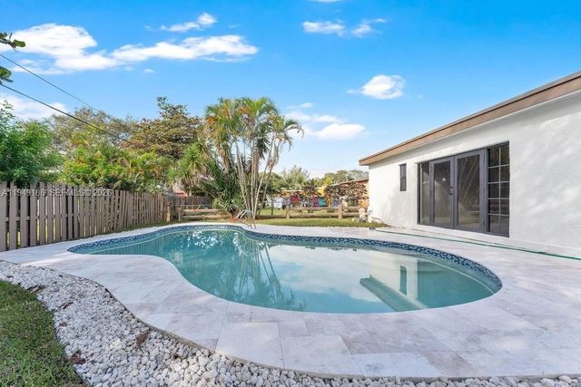 1630 NW 14th Ct, Fort Lauderdale, FL 33311