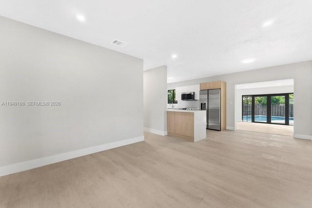 1630 NW 14th Ct, Fort Lauderdale, FL 33311