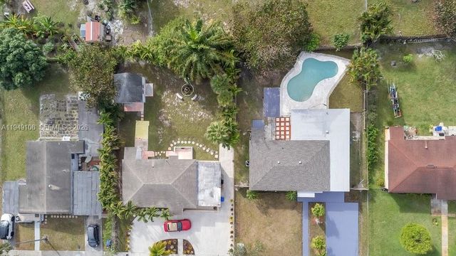1630 NW 14th Ct, Fort Lauderdale, FL 33311