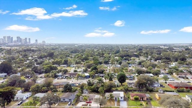 1630 NW 14th Ct, Fort Lauderdale, FL 33311