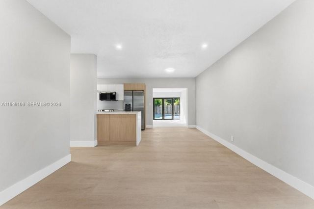 1630 NW 14th Ct, Fort Lauderdale, FL 33311