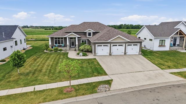 441 Tessa Drive, Moorhead, MN 56560