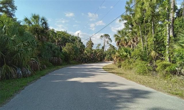 BLUEBERRY ROAD, North Port, FL 34288