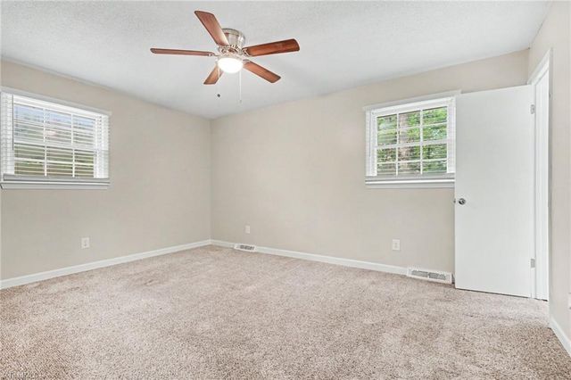 5210 Ashlyn Drive, Winston-salem, NC 27106