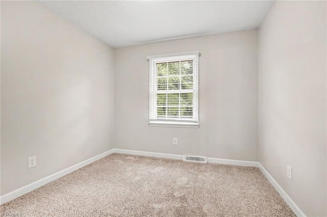 5210 Ashlyn Drive, Winston-salem, NC 27106
