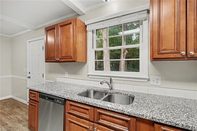 5210 Ashlyn Drive, Winston-salem, NC 27106