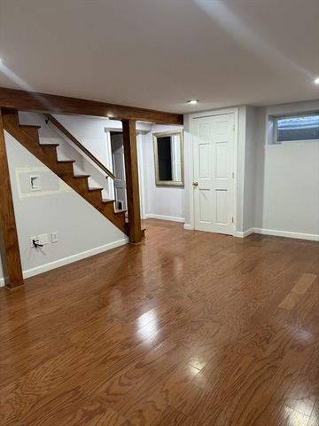 58 Hartford Street, Natick, MA 01760