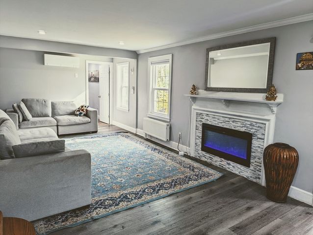 58 Hartford Street, Natick, MA 01760