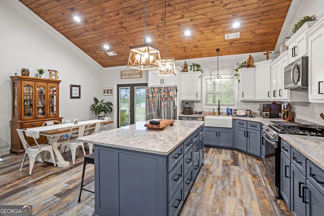 1501 Old Savannah Road, Vidalia, GA 30474