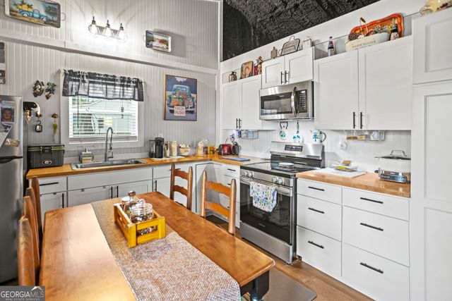 1501 Old Savannah Road, Vidalia, GA 30474