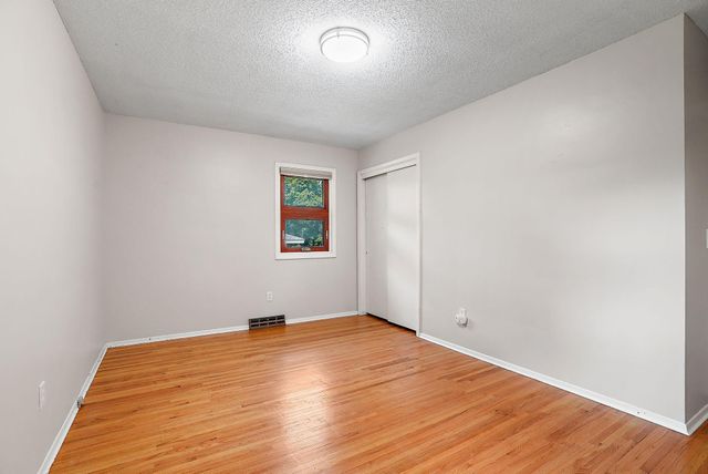 13808 Scott Street, Burnsville, MN 55337