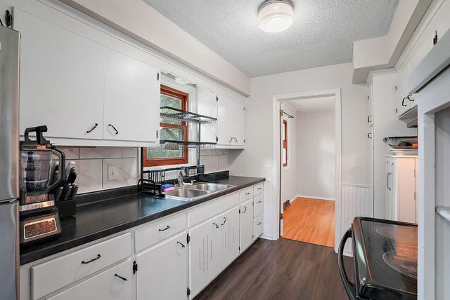 13808 Scott Street, Burnsville, MN 55337