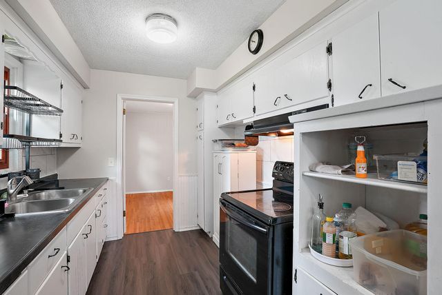 13808 Scott Street, Burnsville, MN 55337