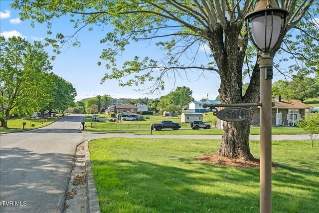263 Fain Road, Blountville, TN 37617