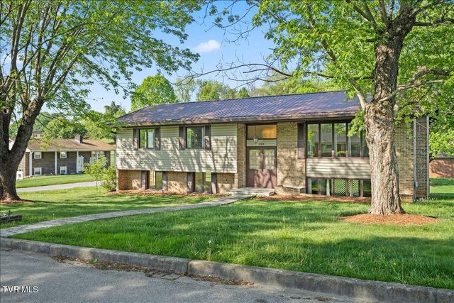 263 Fain Road, Blountville, TN 37617