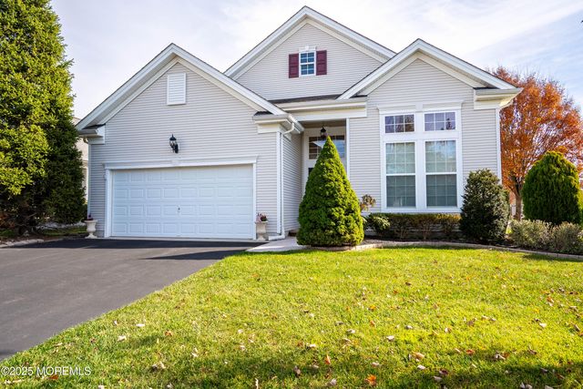 45 Banbury Lane, Jackson, NJ 08527