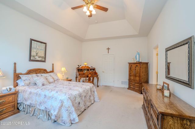 45 Banbury Lane, Jackson, NJ 08527