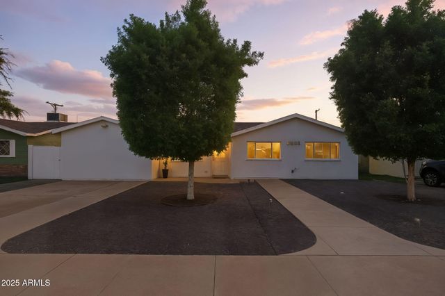 7921 E WILLETTA Street, Scottsdale, AZ 85257