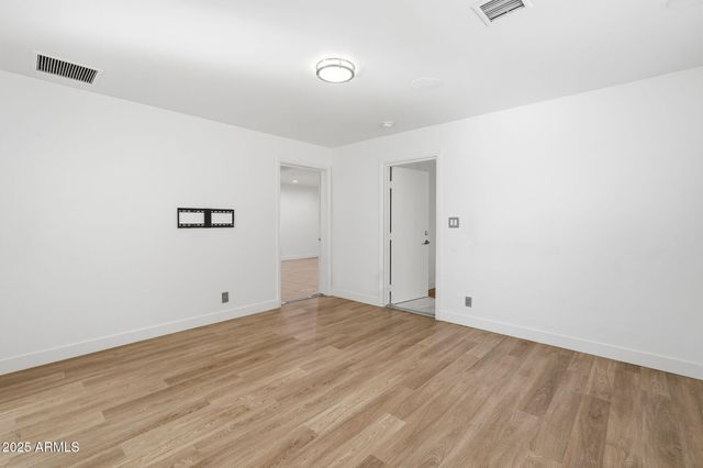 7921 E WILLETTA Street, Scottsdale, AZ 85257