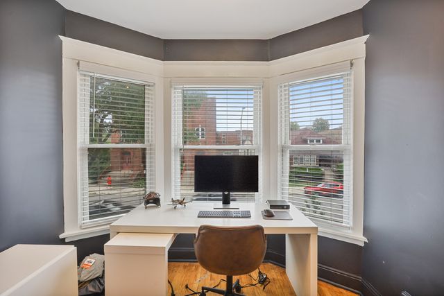 1026 S Austin Boulevard, Oak Park, IL 60304