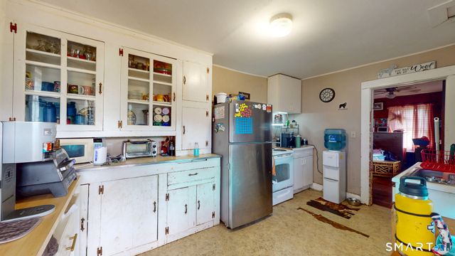 92 Water Street, Chester, CT 06412
