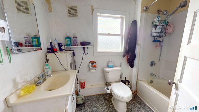 92 Water Street, Chester, CT 06412