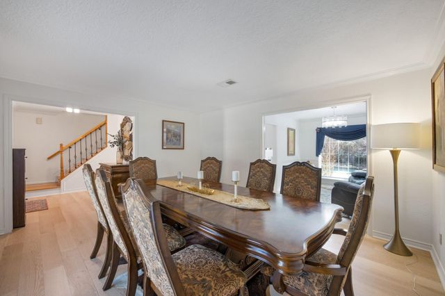 30 Eagle Rock Pl, The Woodlands, TX 77381